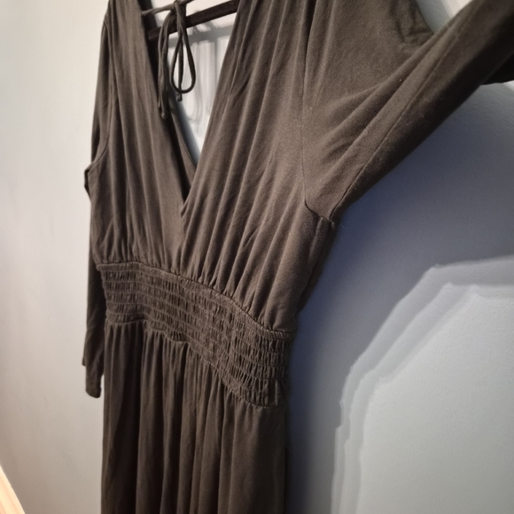 Old Navy Waist Defined Shirred - Picture 6 of 6